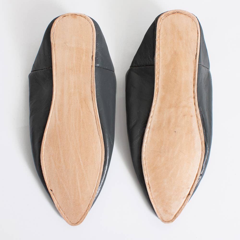 Charcoal Moroccan Classic Pointed Babouche Slippers: Medium