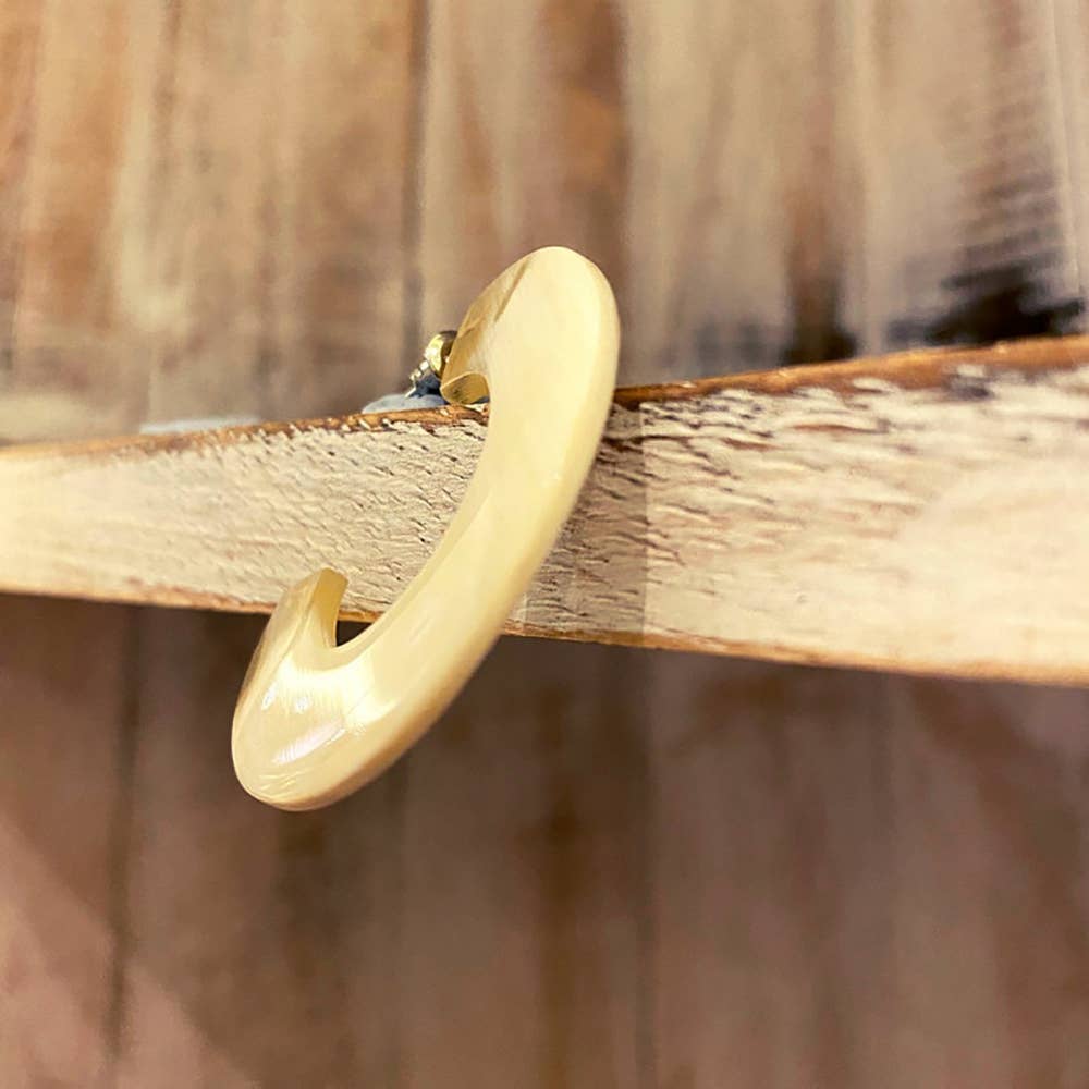 Boho Buffalo Horn Earrings, Lacquered: Red Boho Buffalo Horn Earrings