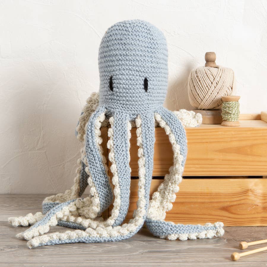 Robyn Octopus Knitting Kit: Baby Blue