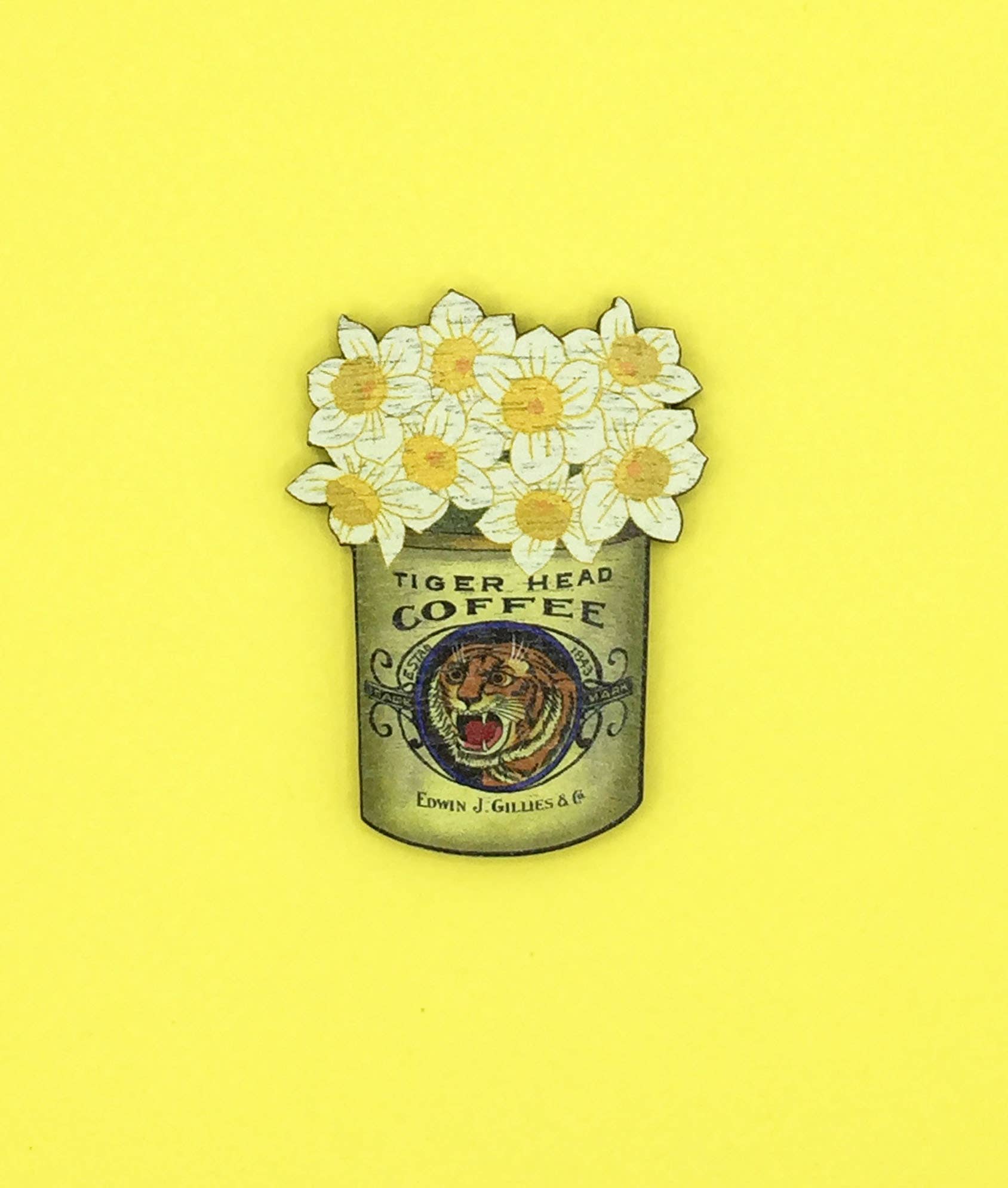 Vintage Flower Wooden Pin Badge-Daffodils