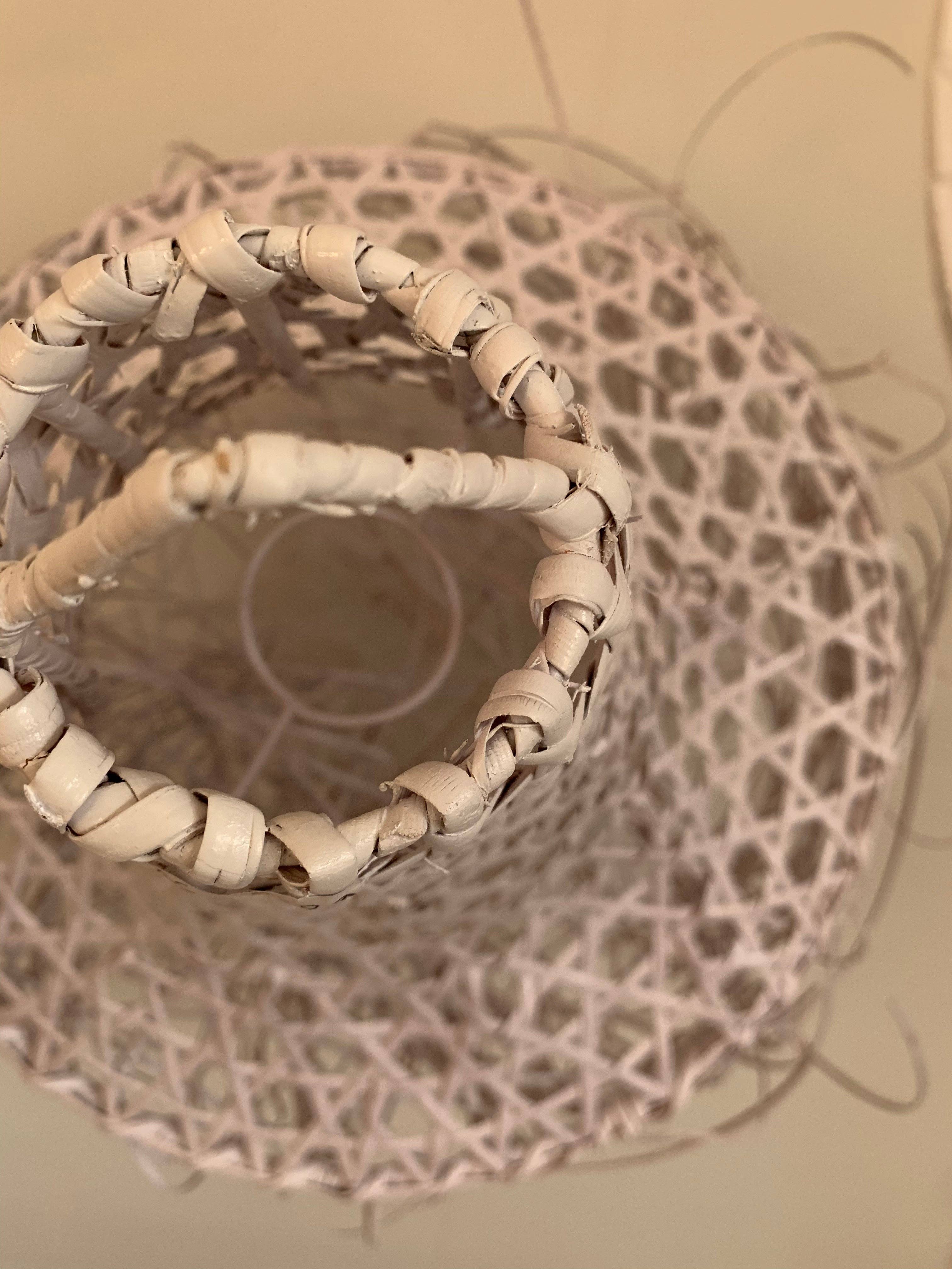 White Straw Wicker Woven Fringe Lampshade