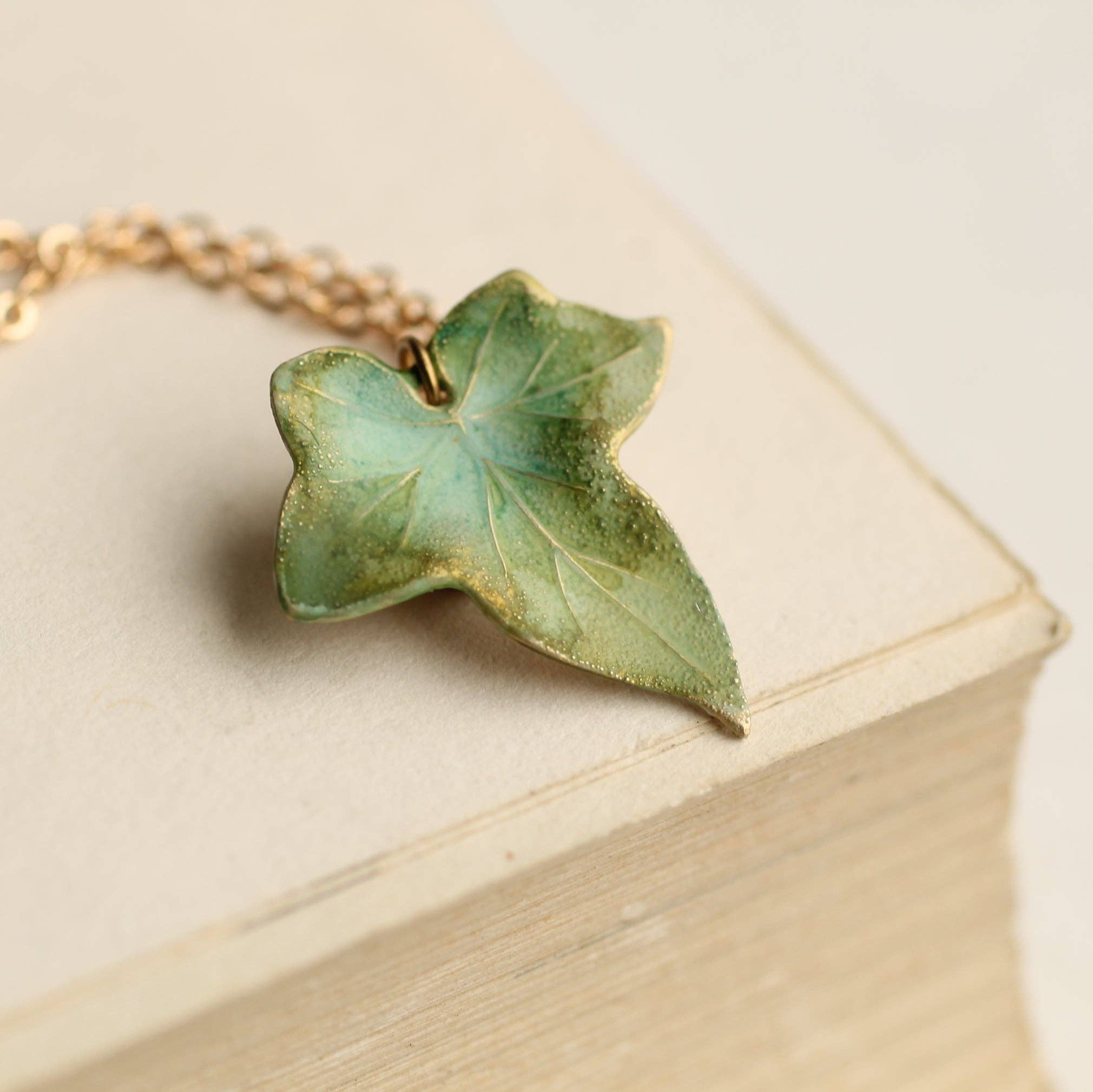 Olive Green Ivy Leaf Necklace: 17" / Glazed / Shiny
