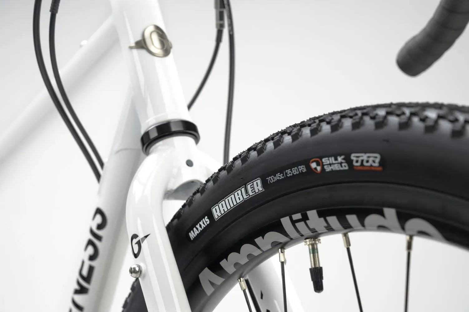 Genesis Croix De Fer 10