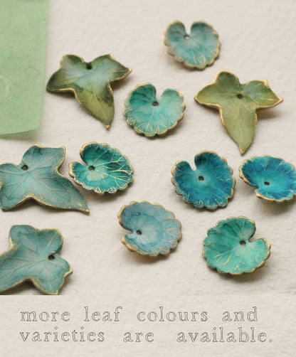 Turquoise Leaf Necklace : Matte / 17"