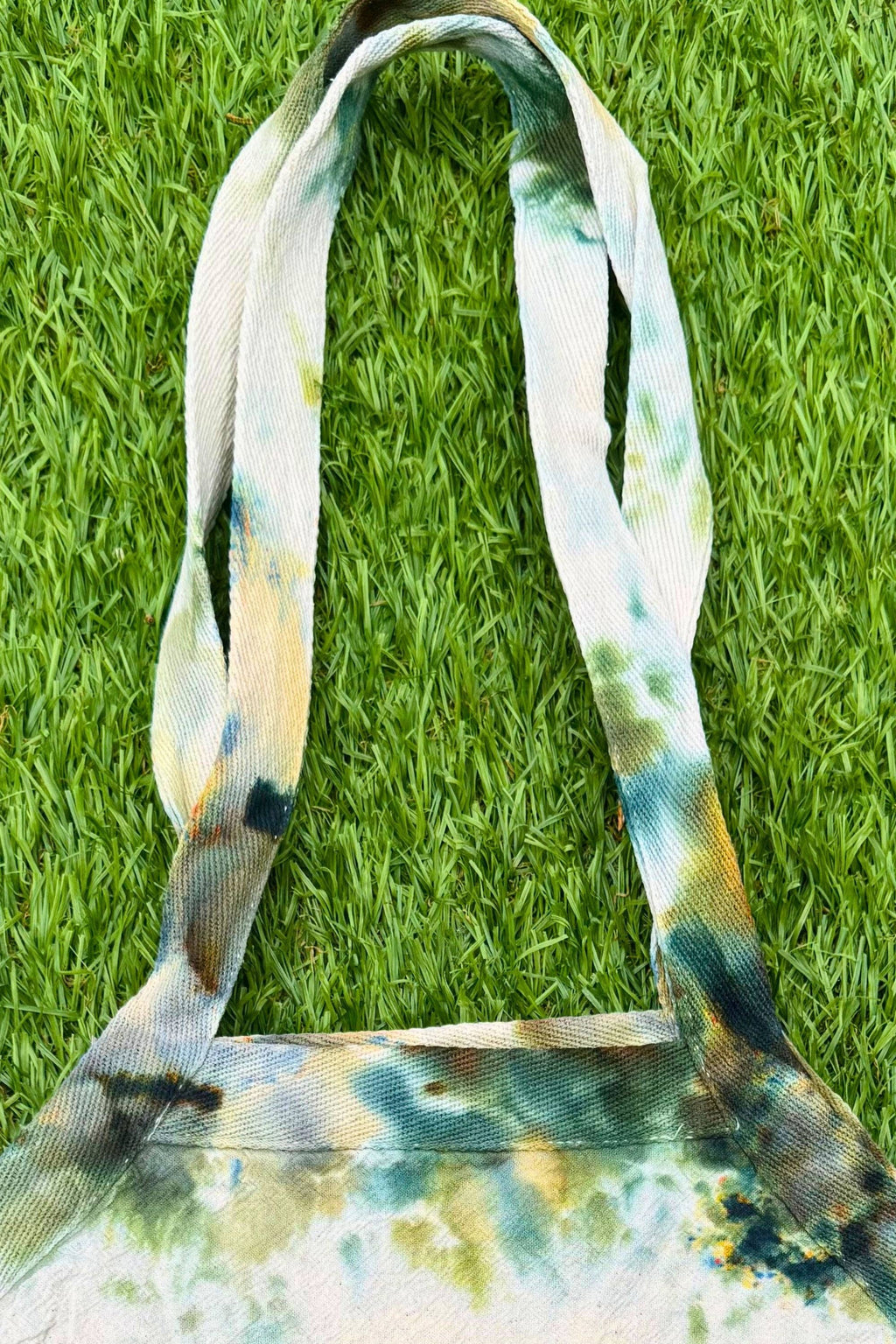 BOTANICA Market Organic Cotton Bag in Olive: OLIVE