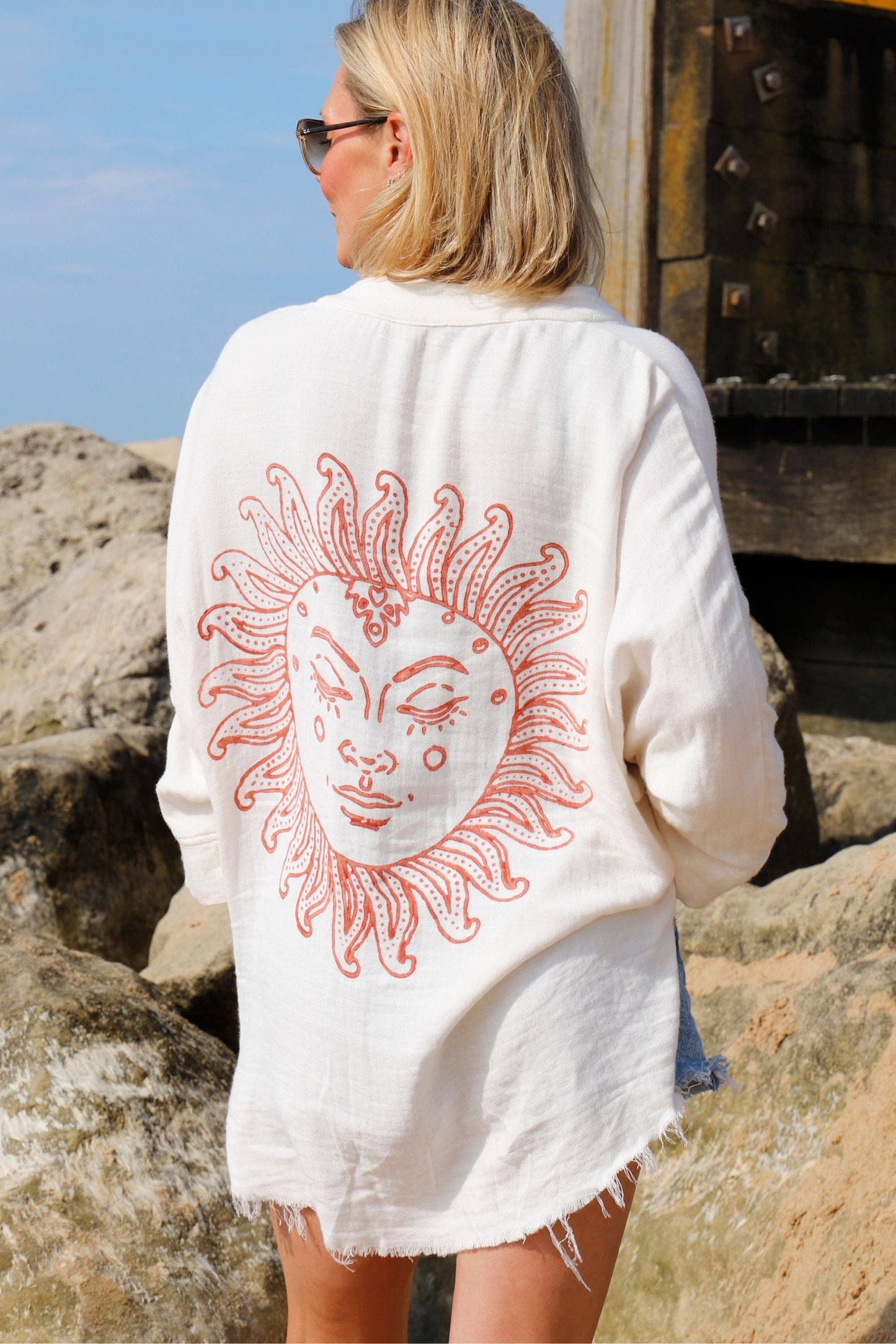 SUN GODDESS Beach Shirt: One Size (fits UK6-UK18)