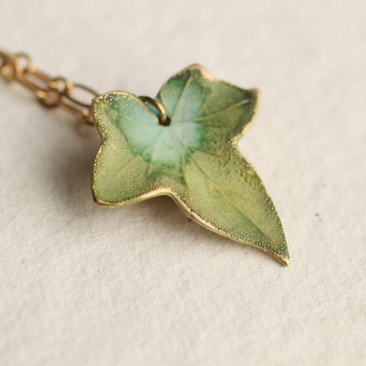 Olive Green Ivy Leaf Necklace: 17" / Glazed / Shiny